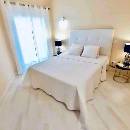 Beach & Sea Apt, Fast Wifi, Airco, Private Parking And Pool Portimão Εξωτερικό φωτογραφία